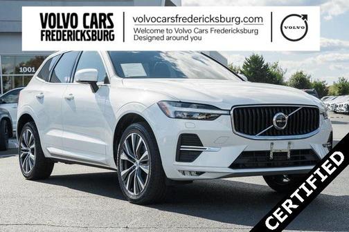 2022 Volvo XC60 B5 Momentum