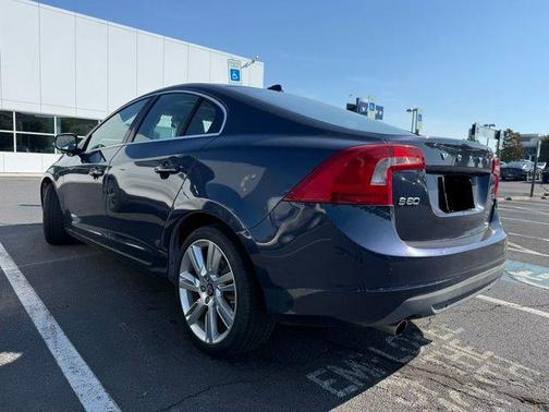 Caspian Blue Metallic 2011 Volvo S60 T6