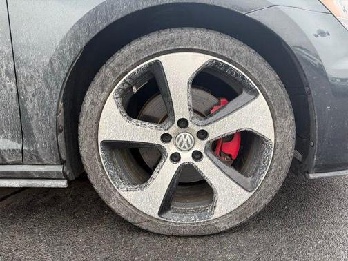 2016 Volkswagen Golf GTI 2.0T S 4-Door