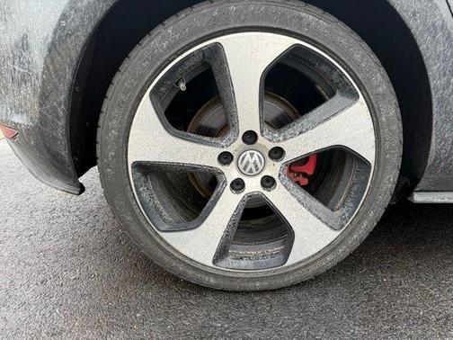 2016 Volkswagen Golf GTI 2.0T S 4-Door