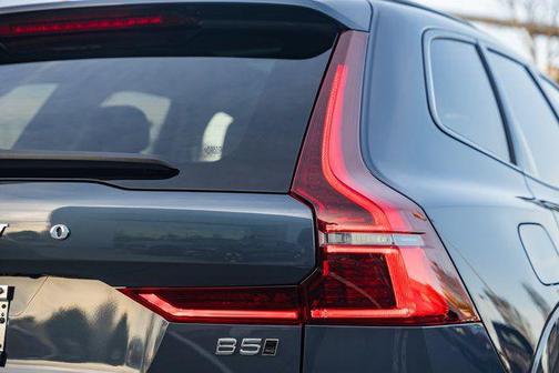 2026 Volvo XC60 B5 Ultra