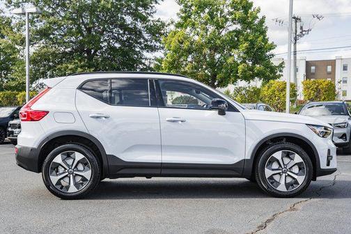 Cloud Blue 2026 Volvo XC40 Plus, B5 AWD Gas (mild hybrid), Dark