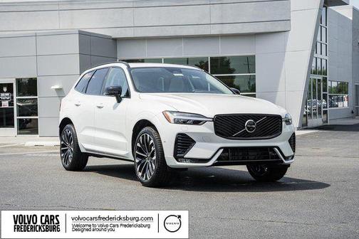 Crystal White Metallic 2026 Volvo XC60 B5 Ultra