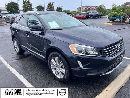 Magic Blue Metallic 2017 Volvo XC60 T5 Inscription