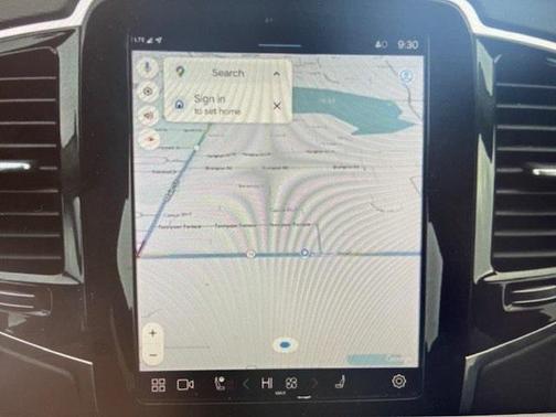 2023 Volvo XC90 Recharge Plug-In Hybrid T8 Plus 6-Seater