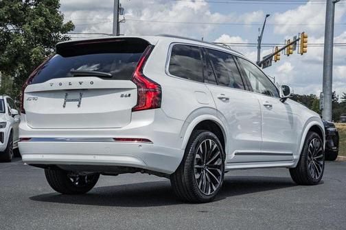 2026 Volvo XC90 B6 Ultra 7-Seater