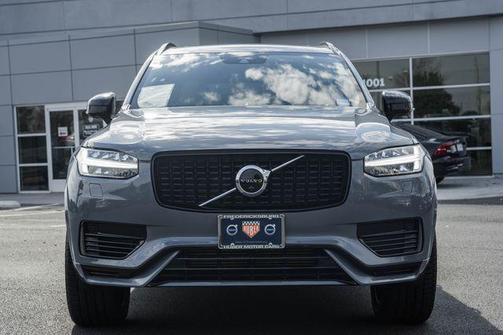 2022 Volvo XC90 Recharge Plug-In Hybrid T8 R-Design 7 Passenger