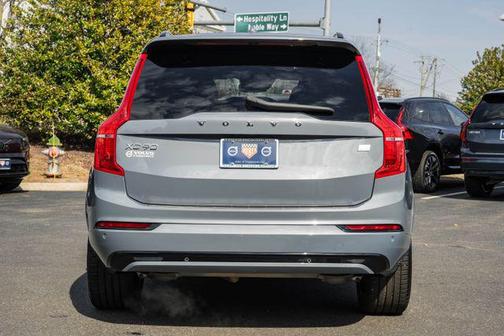 2022 Volvo XC90 Recharge Plug-In Hybrid T8 R-Design 7 Passenger