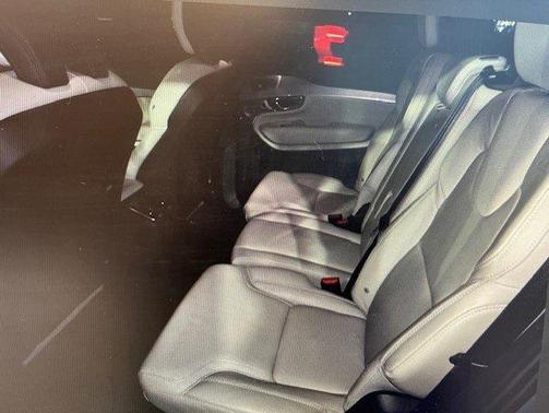 2022 Volvo XC90 Recharge Plug-In Hybrid T8 R-Design 7 Passenger