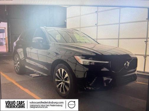 Onyx Black Metallic 2025 Volvo XC60 B5 Plus