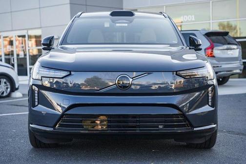 2025 Volvo EX90 Twin Motor Performance Ultra 6-Seater