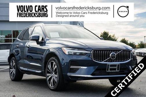 2023 Volvo XC60 Recharge Plug-In Hybrid T8 Plus Bright Theme
