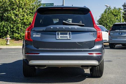 2022 Volvo XC90 T6 Inscription
