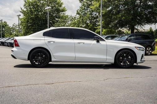 2024 Volvo S60 B5 Plus Black Edition