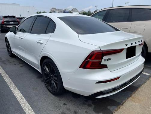 2024 Volvo S60 B5 Plus Black Edition