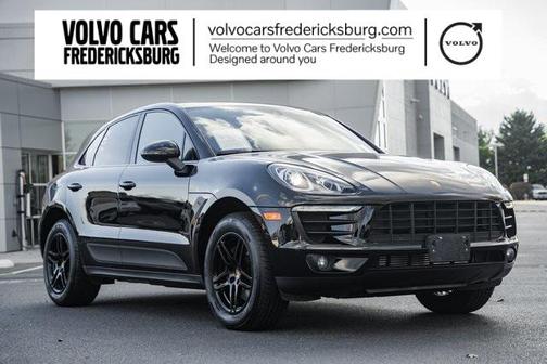 2017 Porsche Macan Base