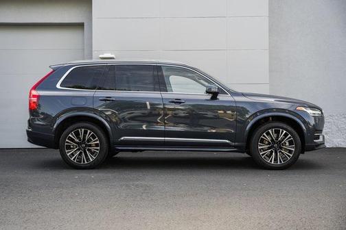 2025 Volvo XC90 Plug-In Hybrid T8 Plus 7-Seater