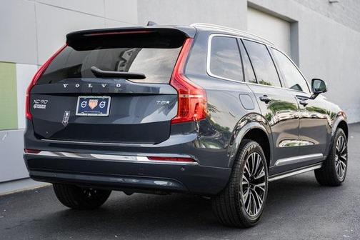 2025 Volvo XC90 Plug-In Hybrid T8 Plus 7-Seater