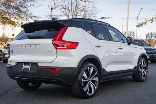 2021 Volvo XC40 Recharge Pure Electric P8