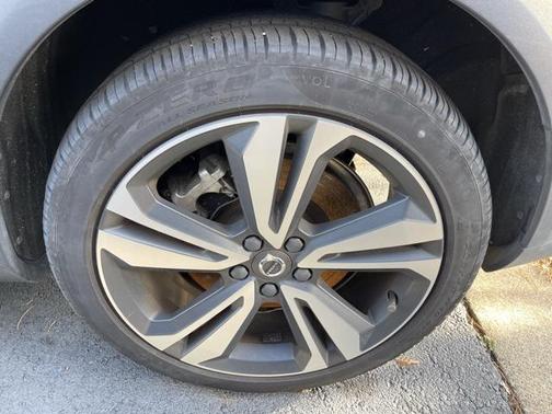 2023 Volvo V60 Cross Country B5 Plus