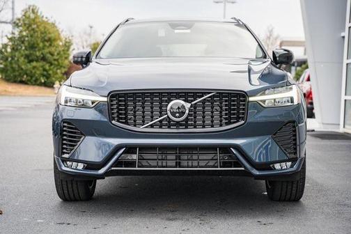 2025 Volvo XC60 B5 Plus