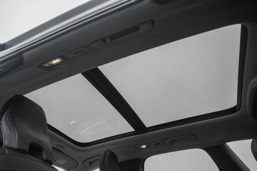 2023 Volvo XC60 B5 Ultimate Bright Theme