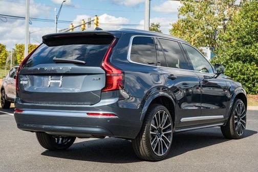 2026 Volvo XC90 B6 Plus 6-Seater