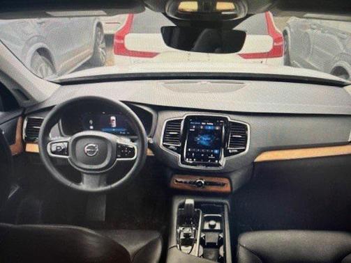 2023 Volvo XC90 B6 Plus 7-Seater