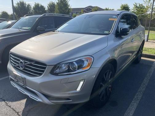 2017 Volvo XC60 T6 Dynamic