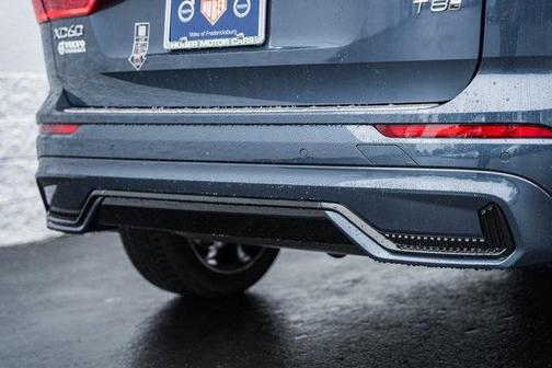 2025 Volvo XC60 Plug-In Hybrid Plus