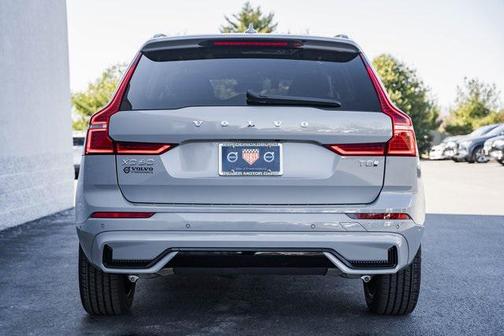 2025 Volvo XC60 Plug-In Hybrid T8 Plus