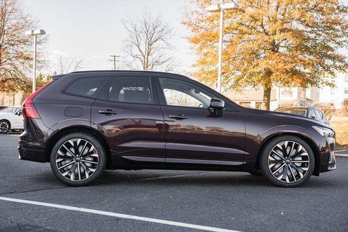 2026 Volvo XC60 B5 Ultra