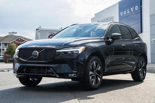 2026 Volvo XC60 B5 Plus