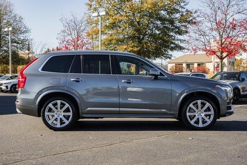 2019 Volvo XC90 T6 Inscription