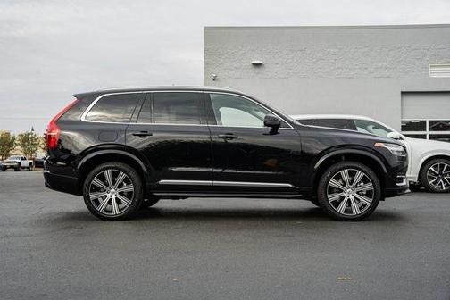 2025 Volvo XC90 Plug-In Hybrid Plus
