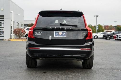 2025 Volvo XC90 Plug-In Hybrid Plus