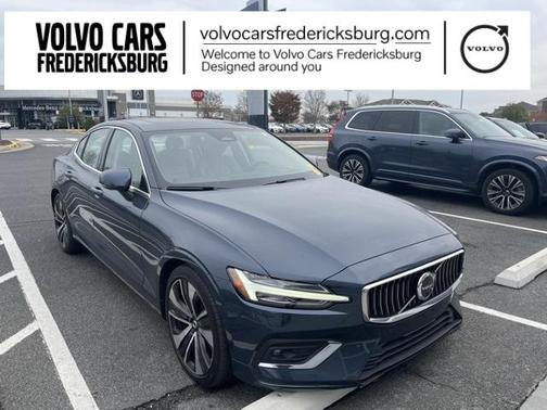 2023 Volvo S60 B5 Ultimate Bright Theme