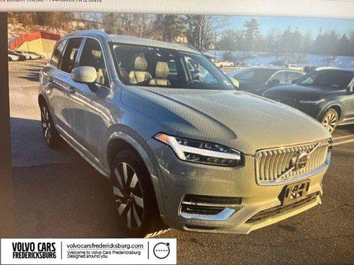 2024 Volvo XC90 Recharge Plug-In Hybrid T8 Plus Bright Theme 7-Seater