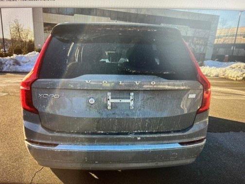 2024 Volvo XC90 Recharge Plug-In Hybrid T8 Plus Bright Theme 7-Seater