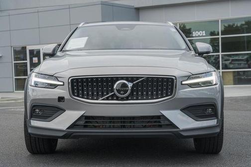 Silver Dawn Metallic 2025 Volvo V60 Cross Country Plus, B5 AWD Gas (mild hybrid)