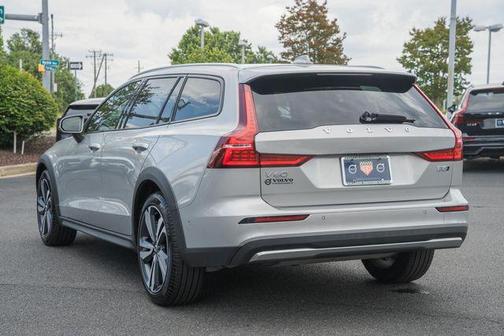 Silver Dawn Metallic 2025 Volvo V60 Cross Country Plus, B5 AWD Gas (mild hybrid)
