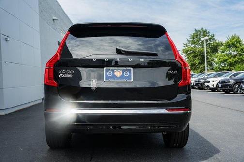 2025 Volvo XC90 Plus