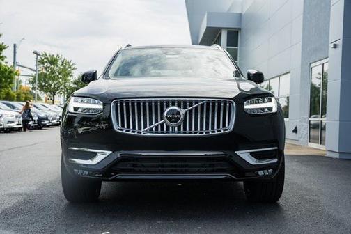 2025 Volvo XC90 Plus