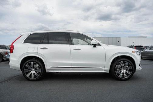 2025 Volvo XC90 Plug-In Hybrid Ultra