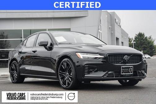 2025 Volvo S60 Plug-In Hybrid T8 Ultra Black Edition