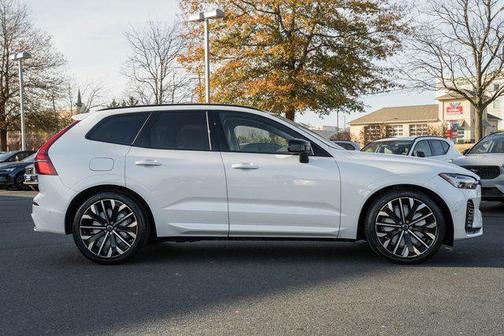 2026 Volvo XC60 B5 Ultra