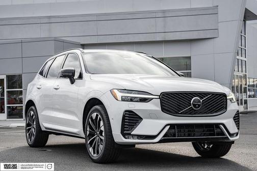 2026 Volvo XC60 B5 Plus