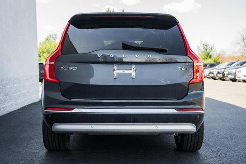 2022 Volvo XC90 T6 Inscription