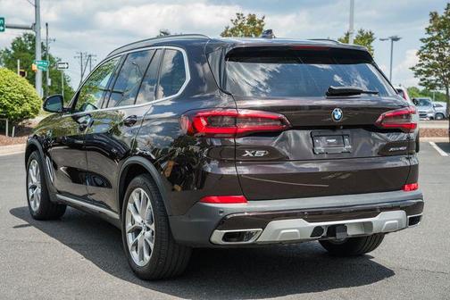Sparkling Brown Metallic 2021 BMW X5 xDrive40i