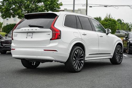 2025 Volvo XC90 Plug-In Hybrid T8 Ultra 7-Seater